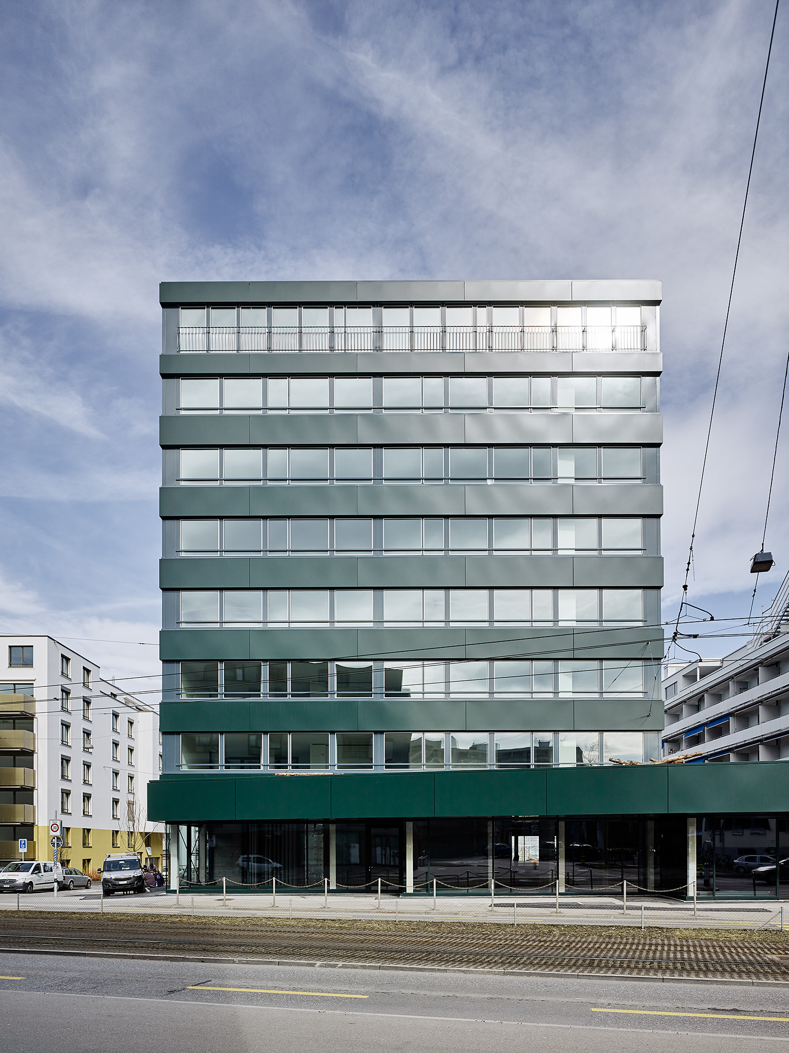 E17630 Alpa 063598 SCREEN